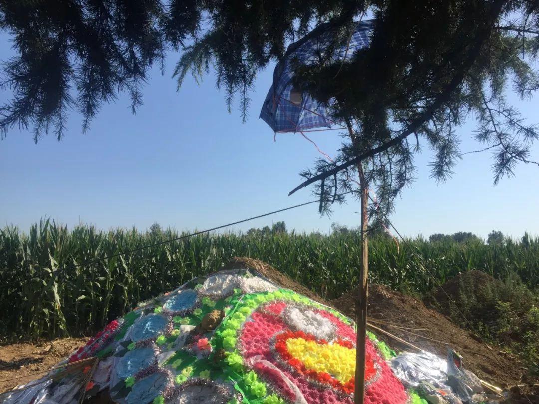 “阴婚”暗网20岁病故女孩10万元作底，价高者得-2015水洗煤多少钱一吨