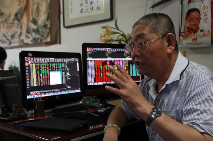 “中国第一股民”杨百万去世，他的投资回报率比巴菲特还要高巴菲特买中石油赚多少钱【前列康】