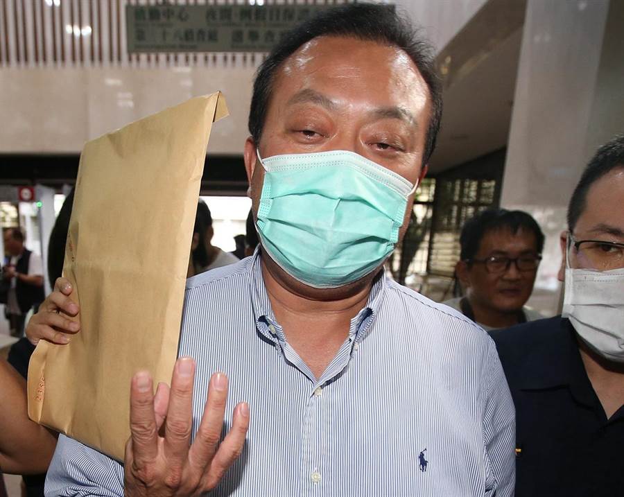 被告抗告全驳回　“立委”涉受贿案9人遭羁押-受贿公司领导能不被裁吗