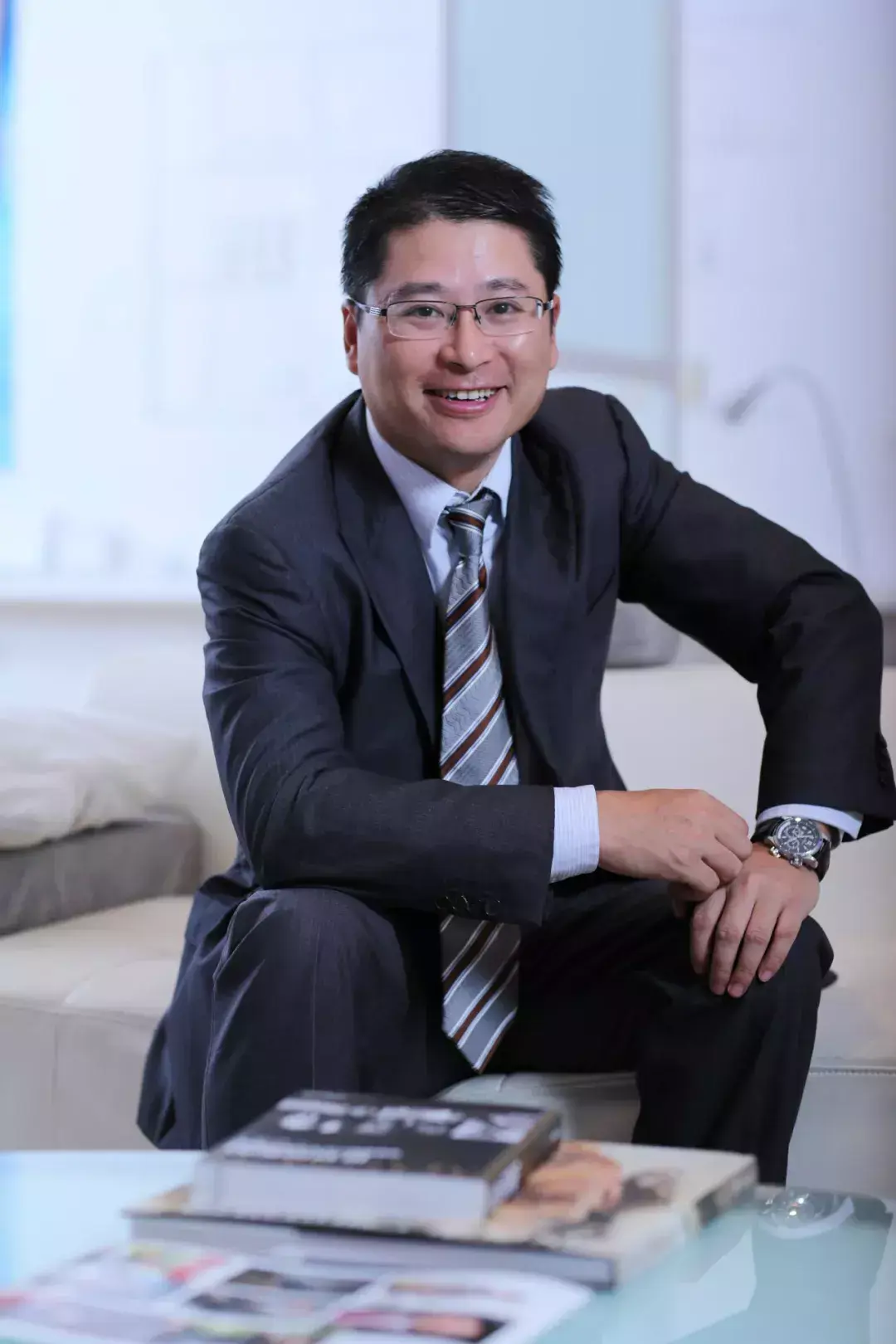 【推荐】刘江峰：创业要学会做一个“坏人”｜致敬未来-刘江峰在华为年薪是多少