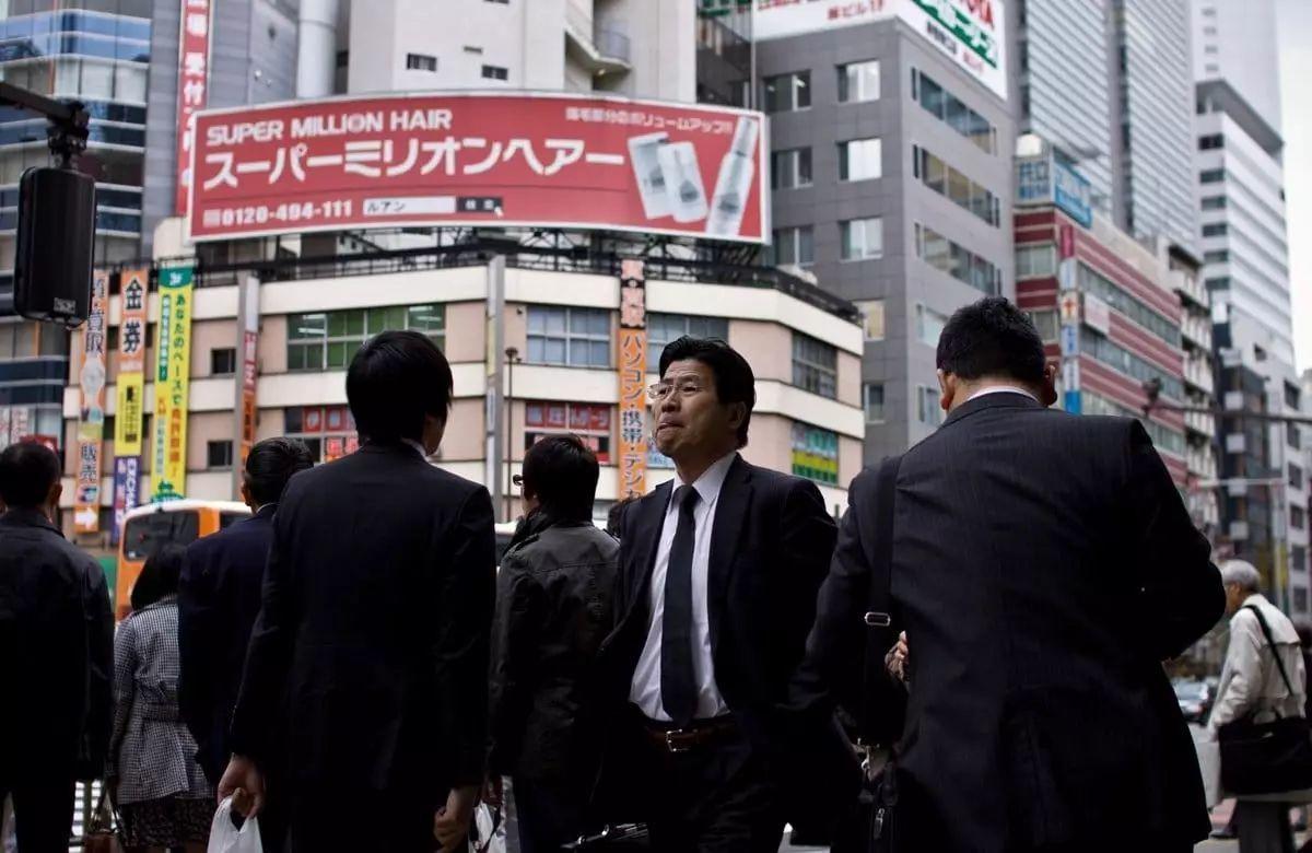 日本人收入这么高？为啥生活水平这么差呢-日本的基尼系数在多少