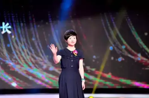【推荐】鞋王康奈背后的那个不一样女人和不一样男人王振滔玩过多少女人