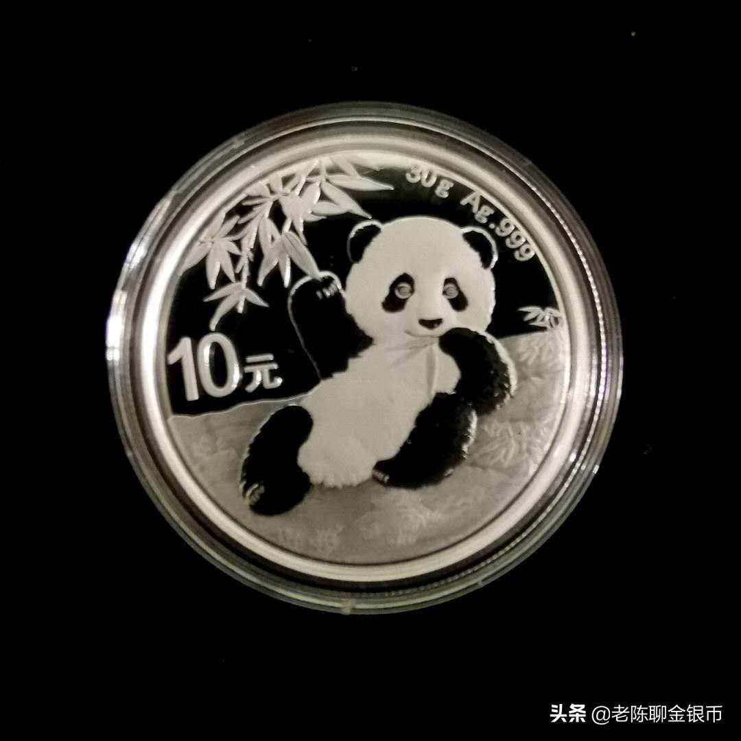 2020年熊猫金银币最新价格，大全套12枚的价格表，一次全给你-2016熊猫金银币每枚一版多少