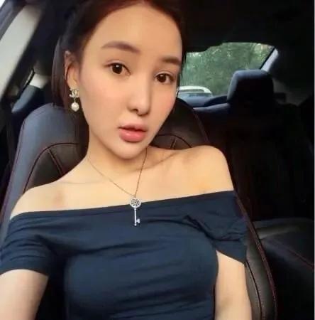一夜十万的郭美美出狱后又干起了老本行……-郭美美开设赌场获利多少钱