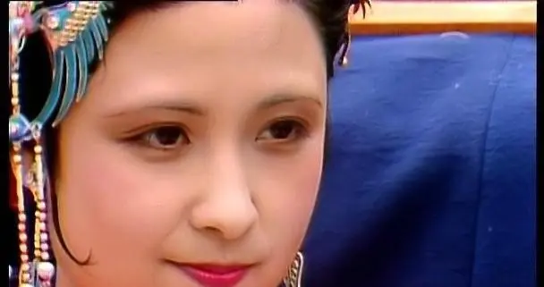 吉吉算命网(尤二姐、秋桐、平儿三个人都是贾琏的妾,身份上有什么不同?三个人的结局有什么启示)