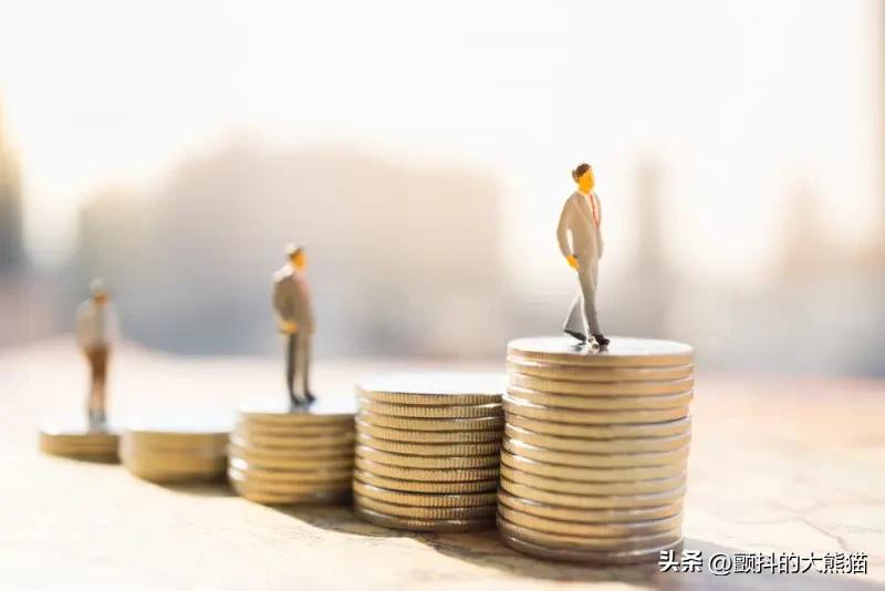日本的“高年收入”是多少哪些行业平均年收入较高-上海平均收人的三倍是多少