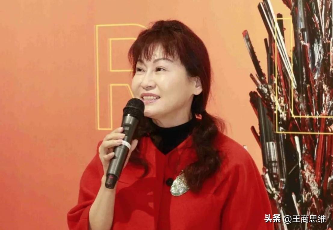 强制低价收购员工股票，千亿医美帝国，玻尿酸女王到底有多狠？-强行收购上市公司