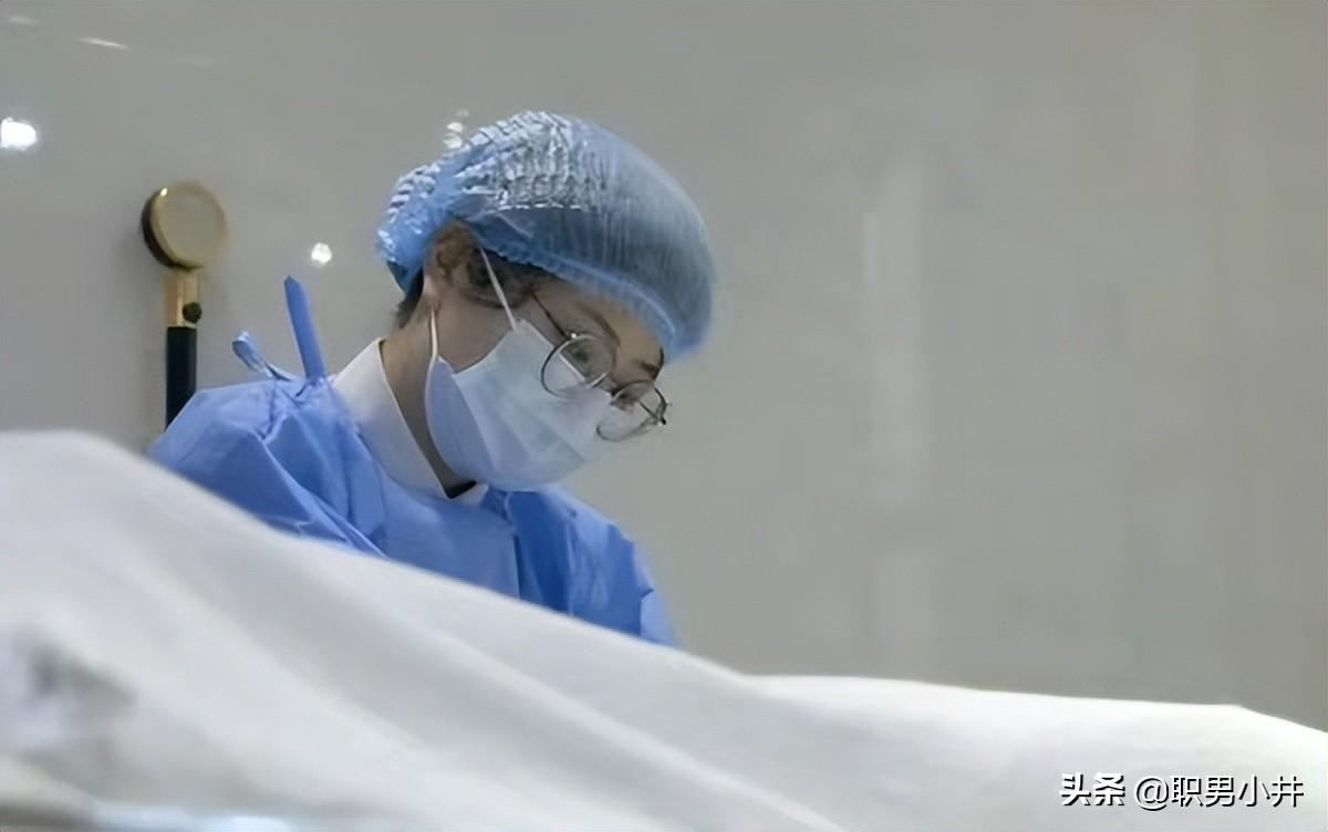 24岁女生做殡葬师，遗体眼睛没闭上淡定化妆，月薪8000不考虑转行-遗体化妆师月薪多少