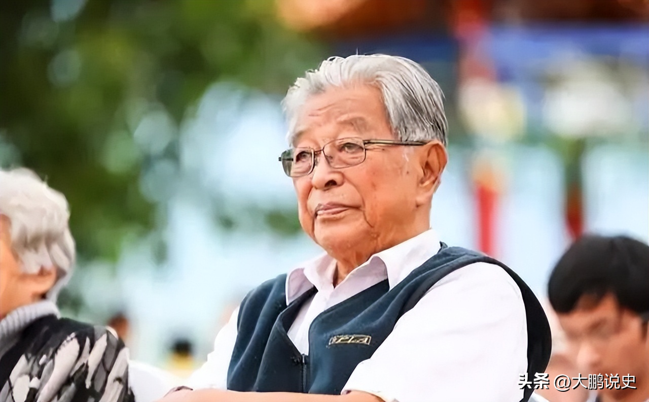 褚时健：从烟草大王到阶下囚，74岁二次创业，84岁凭褚橙东山再起-褚时健多少身价
