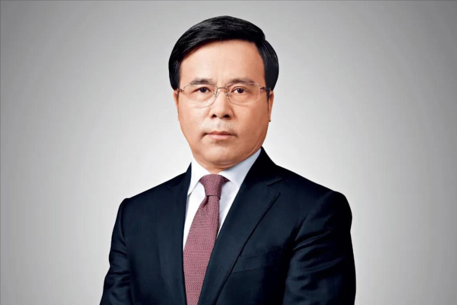 【推荐】金融大色虎落马私生活混乱娶儿子女友当第四任妻子基金调研员