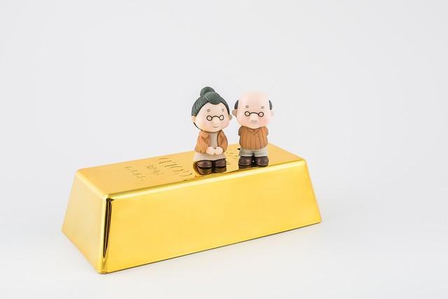 2023江苏养老金调整：工龄单价高达3.7元，工龄40年可涨166元不止-江苏省企业退休金有多少