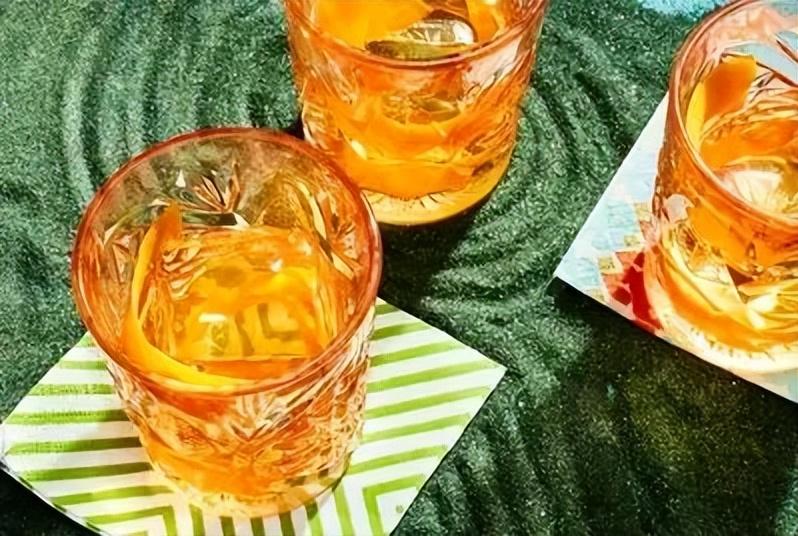 【推荐】「鸡尾酒」2022年要做的22种鸡尾酒配方下6盎司水大概多少毫升