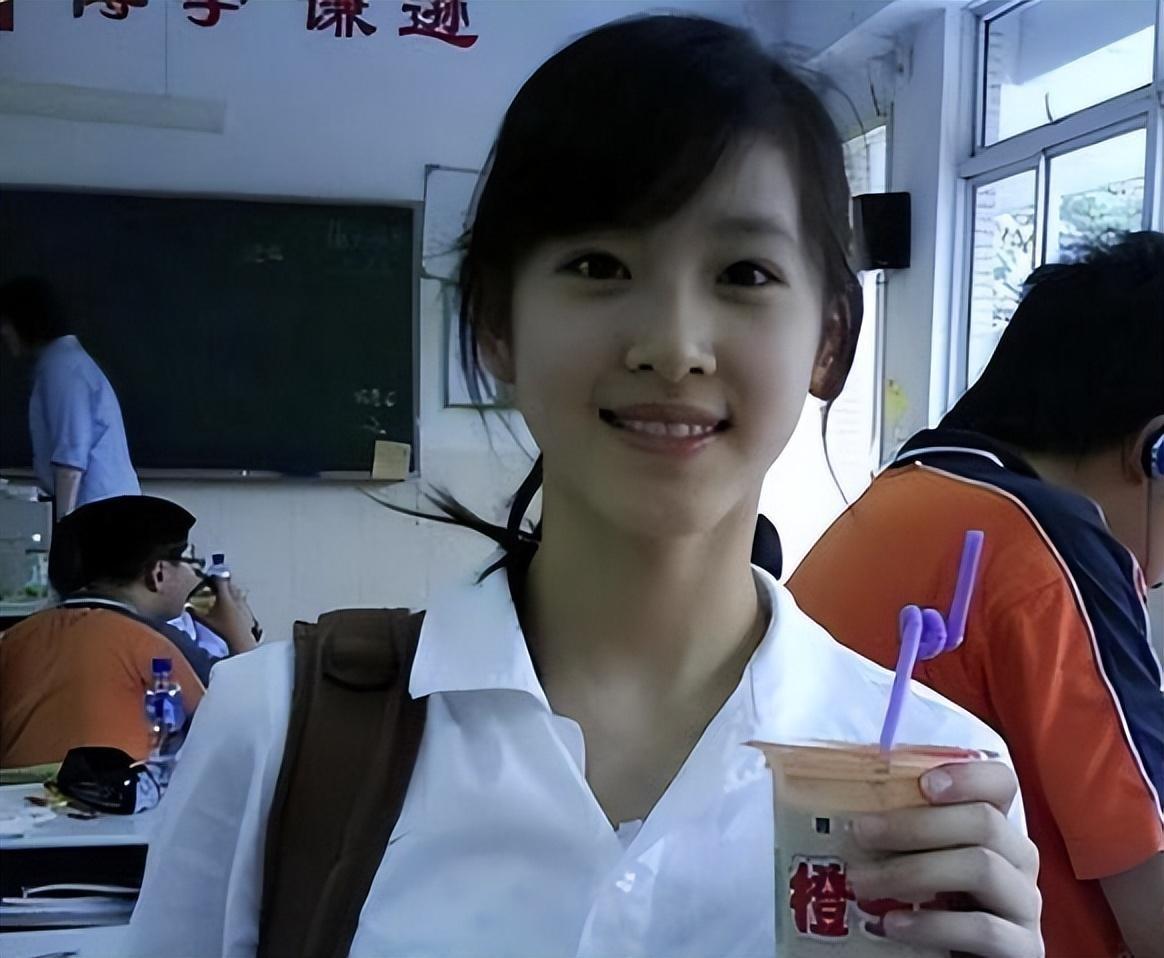【推荐】刘强东：49岁拼三胎，与“奶茶妹妹”结婚8年，老来得子意气风发-刘强东女人有多少