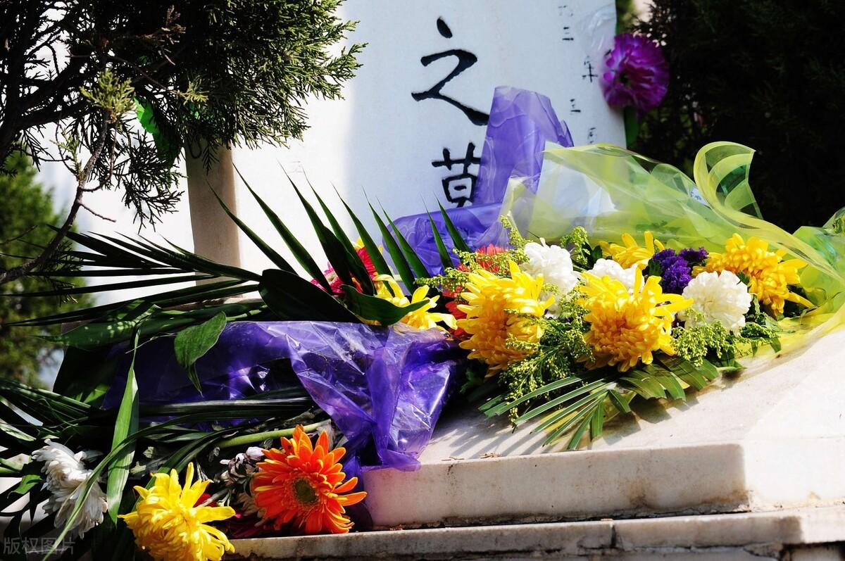 殡葬、化妆品都靠边站，论文买卖才是真正暴利的生意中国每年多少论文买卖【前列康】