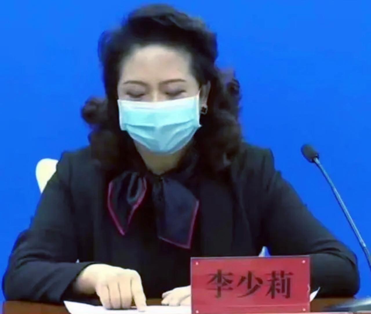 “耳钉姐”李少莉的工资收入曝光，原来是网友们错怪她了-奢侈品公司高管薪酬