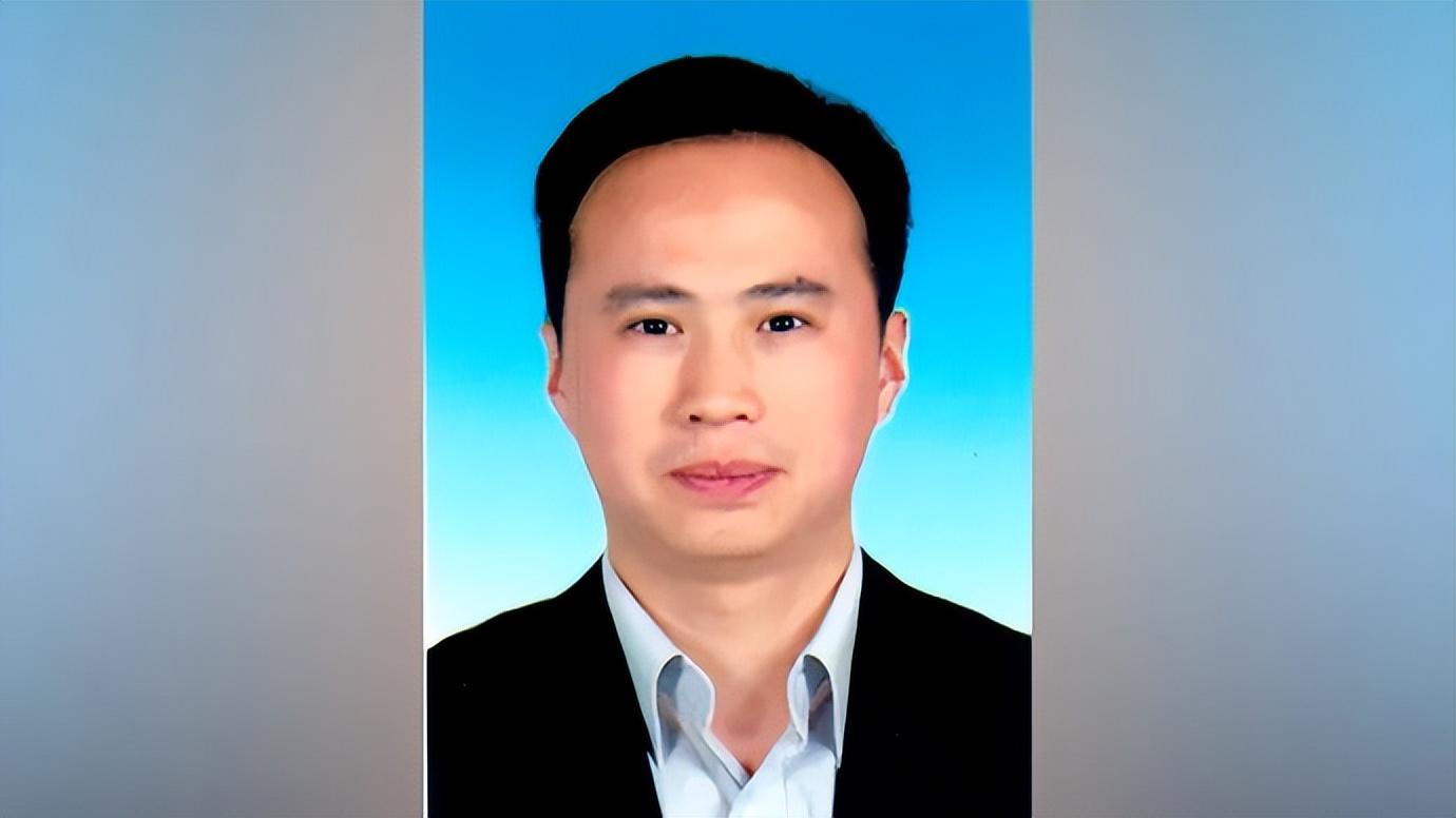 40岁厅级干部履新，市长给他“点赞”！多地“80后”厅官有这个突出特点-铜陵市建设投资公司总经理