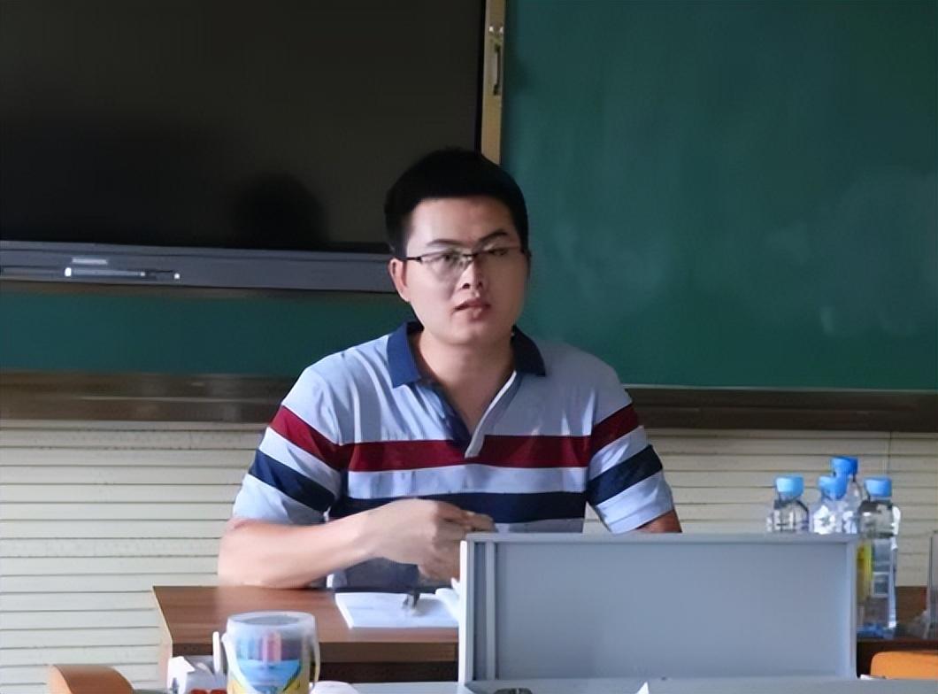 【推荐】北京大学教师张文强炒股亏损本金160万用了三个月股票资讯博主