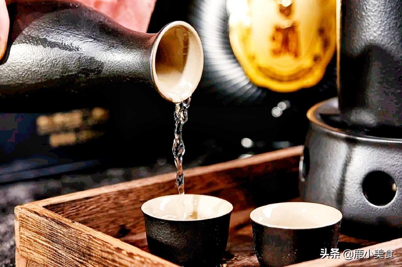 6款清香型“光瓶白酒”，都是100%纯酿，好喝不贵，酒友常囤着喝-酒鬼酒二两二多少钱