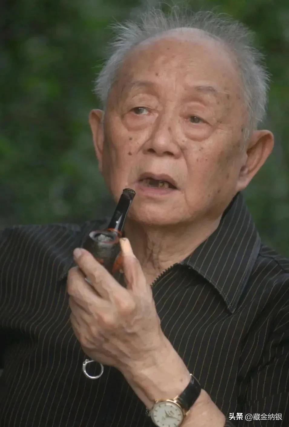 【推荐】蓝兔子邮票成为了黄永玉先生的封笔之作金猴邮票多少克黄金
