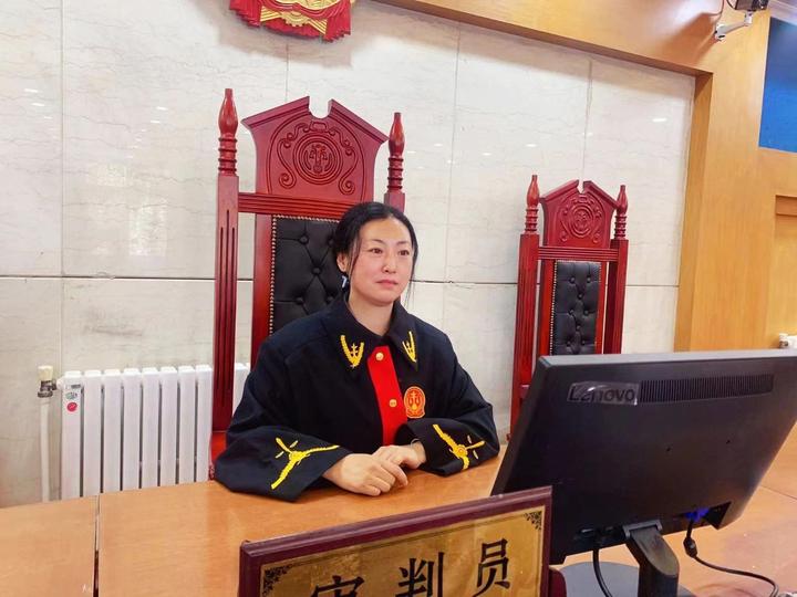 食客吃烧烤称发现“苍蝇”索赔1000元被法院驳回-超市食品苍蝇索赔多少