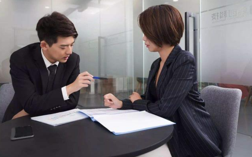 2015年，陕西男子6万买分红险，7年到期后本金亏4万-中止交人寿保险金会亏多少