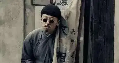 算命的师傅(求推荐一位帮帮测里面看姻缘准的师傅)