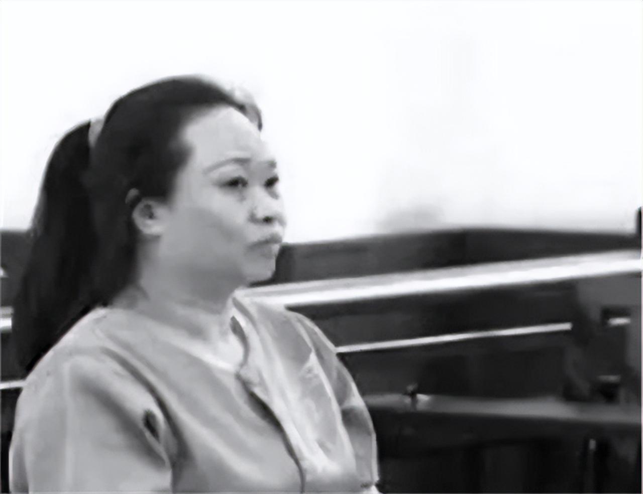 “巨贪”女局长3年贪污13亿！临刑前称：对钱没有兴趣-区地税局长一年能贪污多少钱