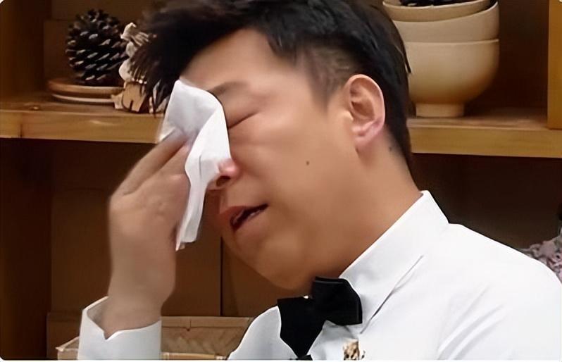 百亿影帝黄渤人红不忘妻，却把亲父送进养老院？谈及原因潸然落泪-黄渤个人资产有多少