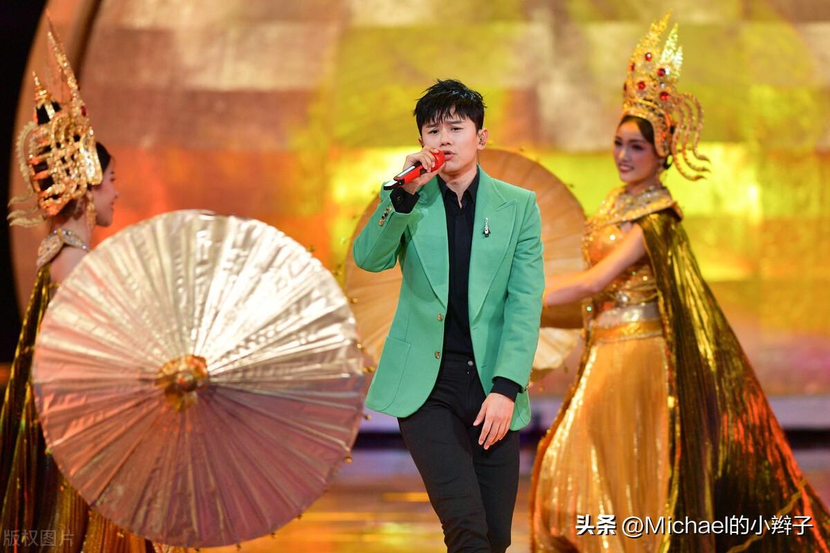 《声生不息》收官唱功质量崩盘！网友：全季表现最佳——何炅！-湖南卫视的子公司