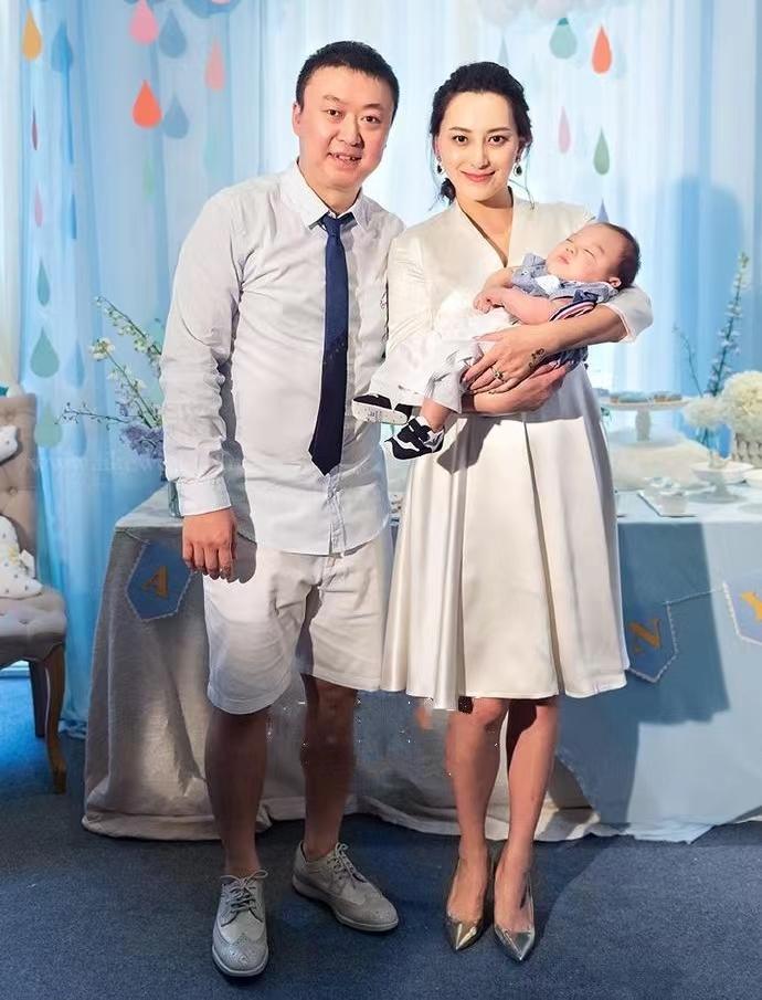 奥运冠军马琳人生坎坷？前妻分走千万财产，二婚娶瑜伽教练住别墅-王励勤有多少资产