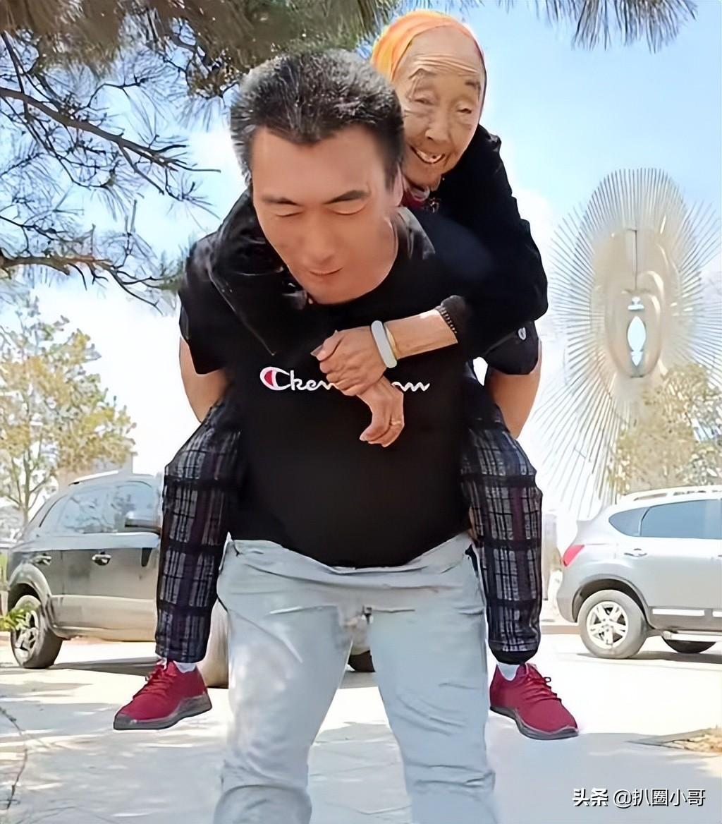 这是爱吗？85岁马玉琴牙口不好，李玉成竟吃棒骨？网友：故意的-30岁门牙突出还能矫正过来吗视频