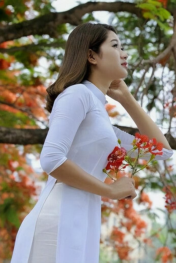 【推荐】2千元人民币相当于700万越南盾，在越南能干啥？总算明白了-越南200元兑换多少人民币