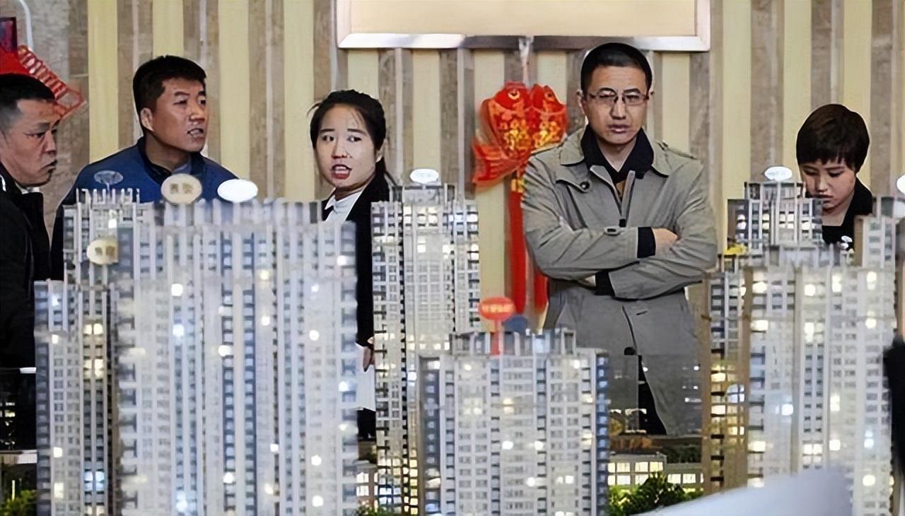 【推荐】10年后，现在几百万的房子能值多少钱？李嘉诚、曹德旺看法一致-李嘉诚现在有多少钱