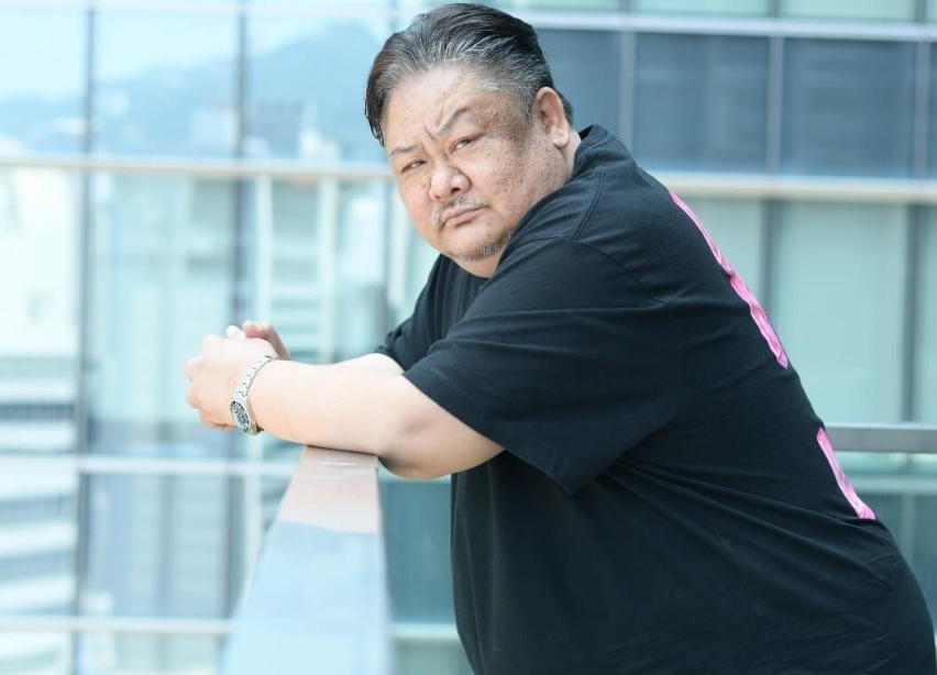 “慈善大王”古天乐曾锒铛入狱！比起周润发的“裸捐”，他确实牛-刘德华基金会