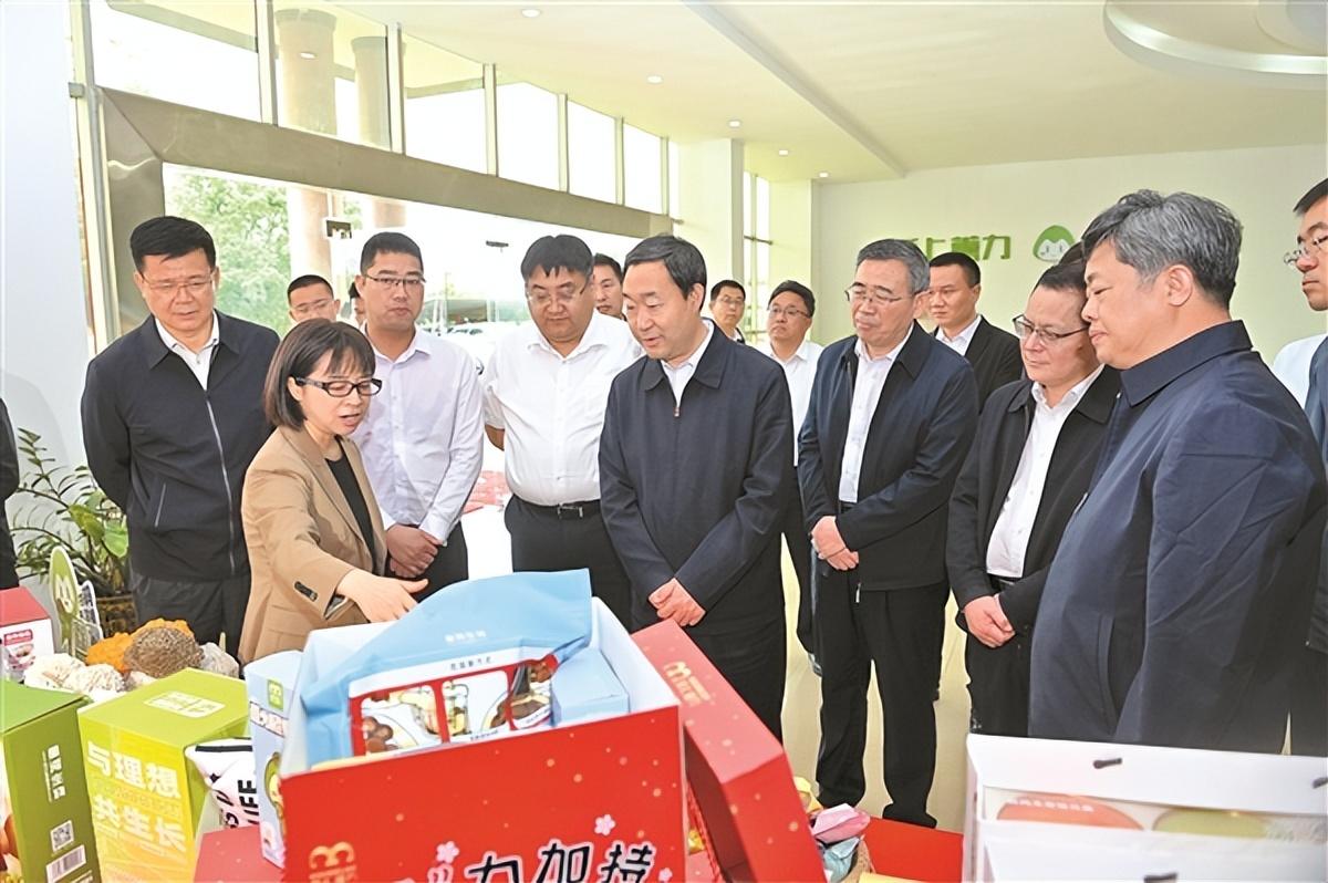 常书铭参观广交会展馆并赴广州韶关考察学习-韶关曲江核电完成了多少个报告