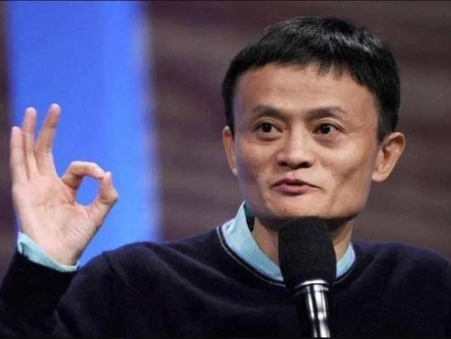 把30万元放在余额宝，每天在家无所事事。利息够维持生活吗？-余额宝600块一天利息多少