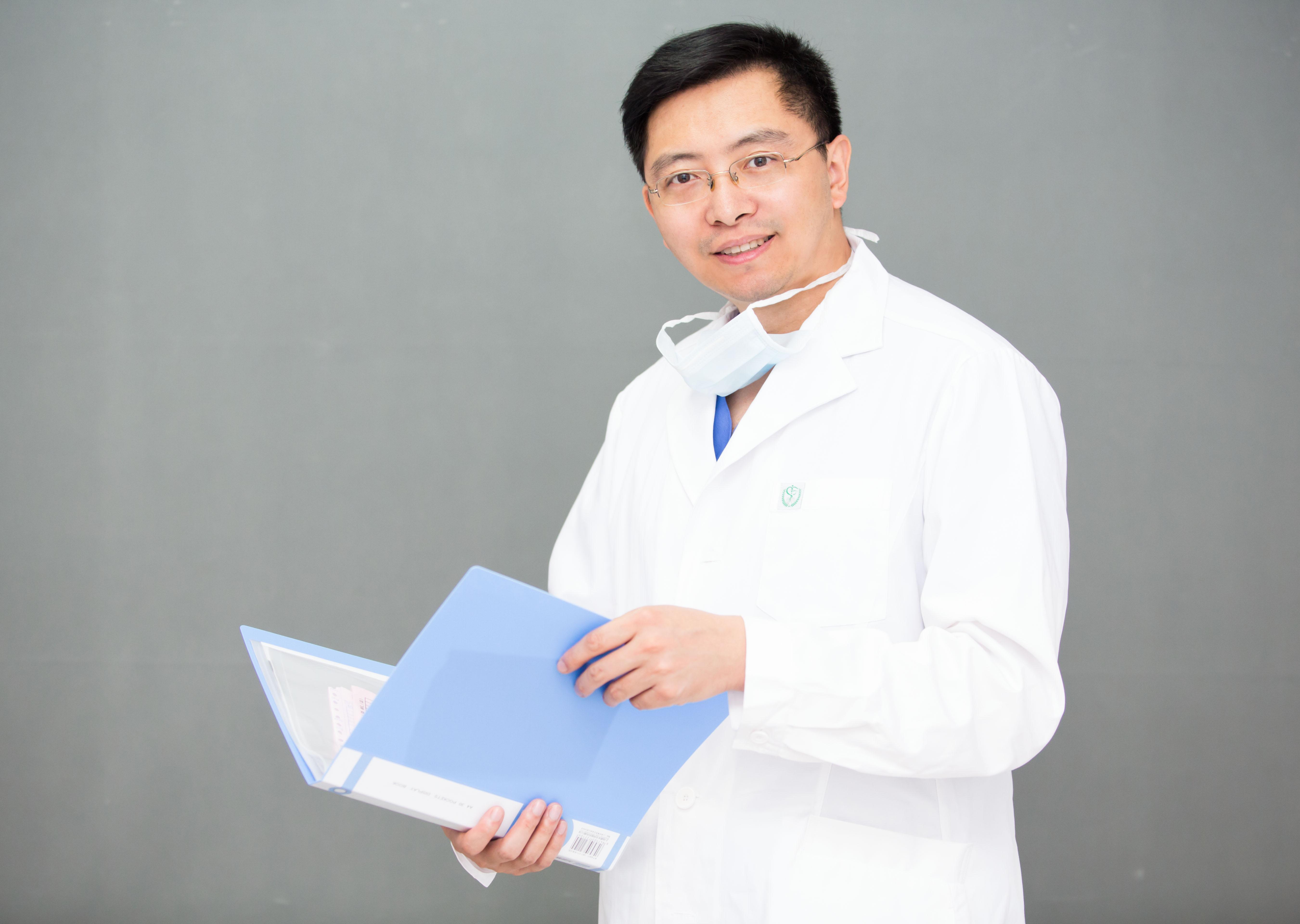 北京割双眼皮多少钱-割双眼皮多少钱？