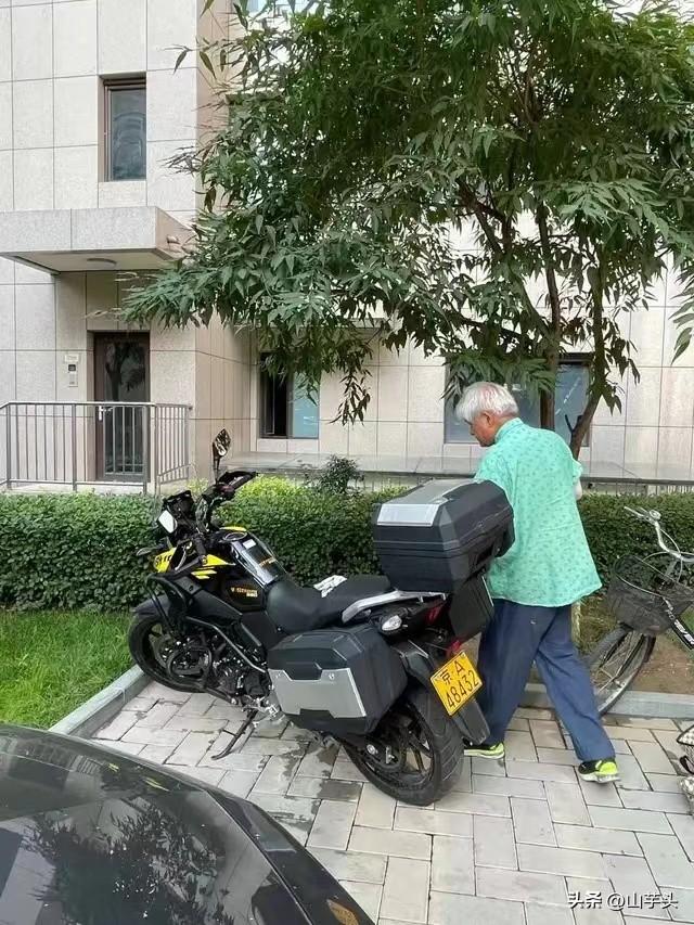 京A牌照为什么这么贵？尊贵的京A车主又是什么梗？-京a汽车牌照多少钱.