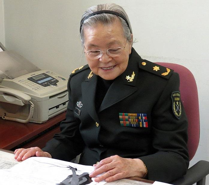 陈菊梅：47岁拔光所有牙齿，当兵61年，正军级享受上将待遇-赤丹退黄颗粒多少钱