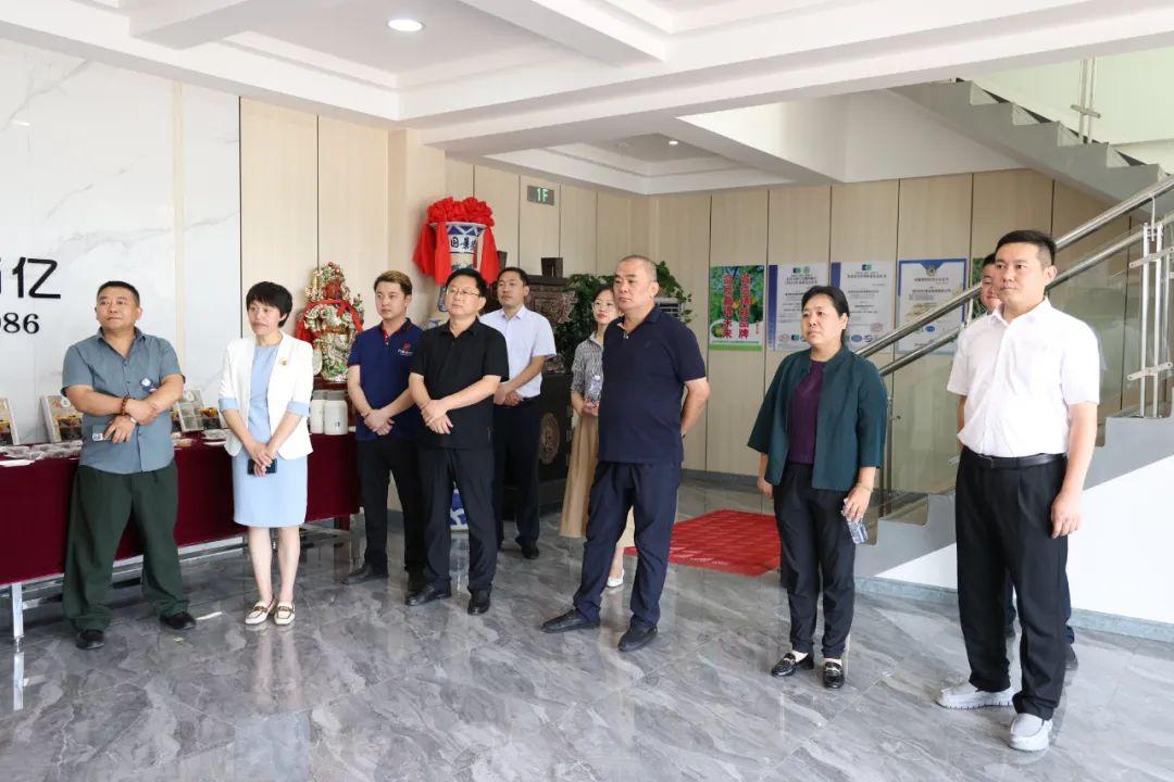 【推荐】华农资产经营集团安徽负责人高峰一行到沾化区泊头镇考察-马景涛资产有多少