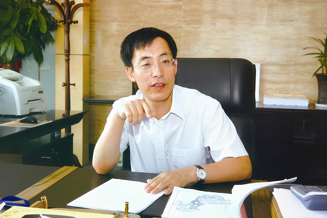 山西煤老板邢利斌，7000万高调嫁女，最终负债320亿走到人生尽头-不论煤炭跌多少煤老板还是有钱