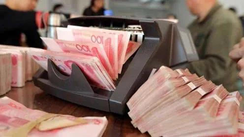 100万现金到底是买房，还是存款租房？10年后有多大的变化？-银行贷款100万能贷多少年