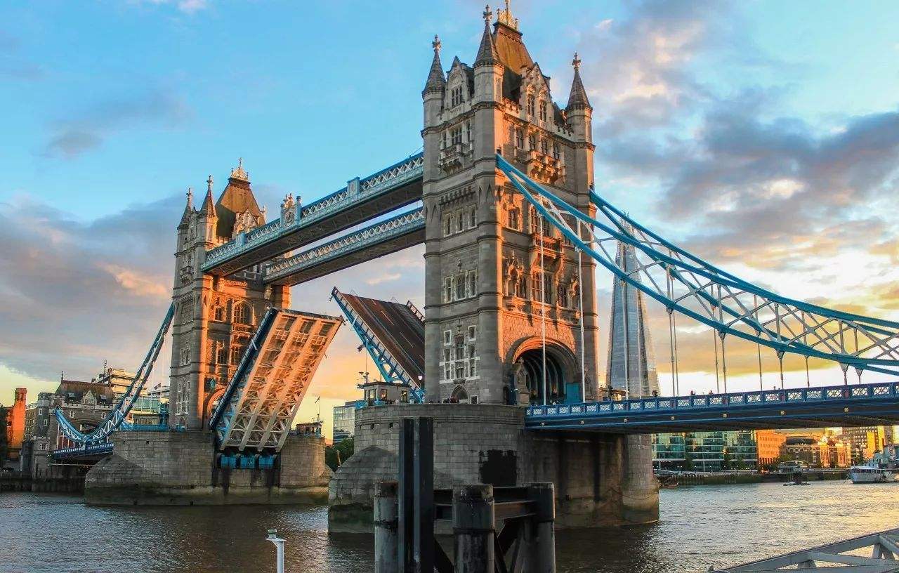 “2万到3万英镑”的年薪，是英国“普通就业人员”收入主要分布区两万英磅是多少人民币【前列康】