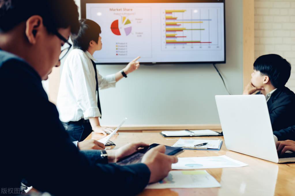 《超有效》三分钟内吸引人注意的领导开会讲话模板！-公司年会ceo致词