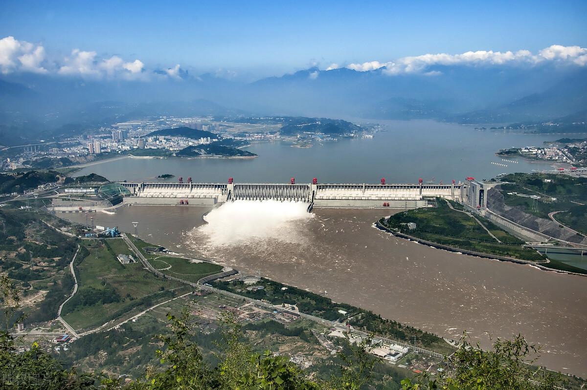 【推荐】中国基建再出手，就承包老挝一条河29年，造出7座电站年赚23亿-农网改造有多少利润