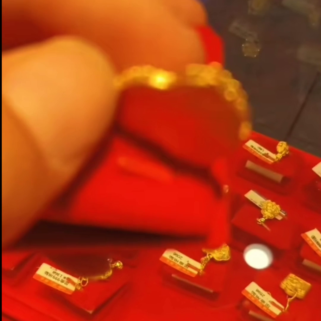 【推荐】3D硬金是足金的一种工艺，解决了普通工艺较软，易变形等...-3d硬金的硬度是多少