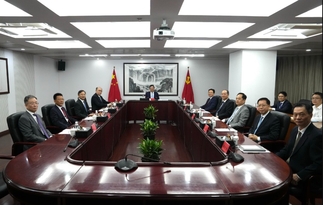 【推荐】中央新设办事机构领导班子亮相！他进京履新升任正部级！-东风襄樊仪表系统有限公司