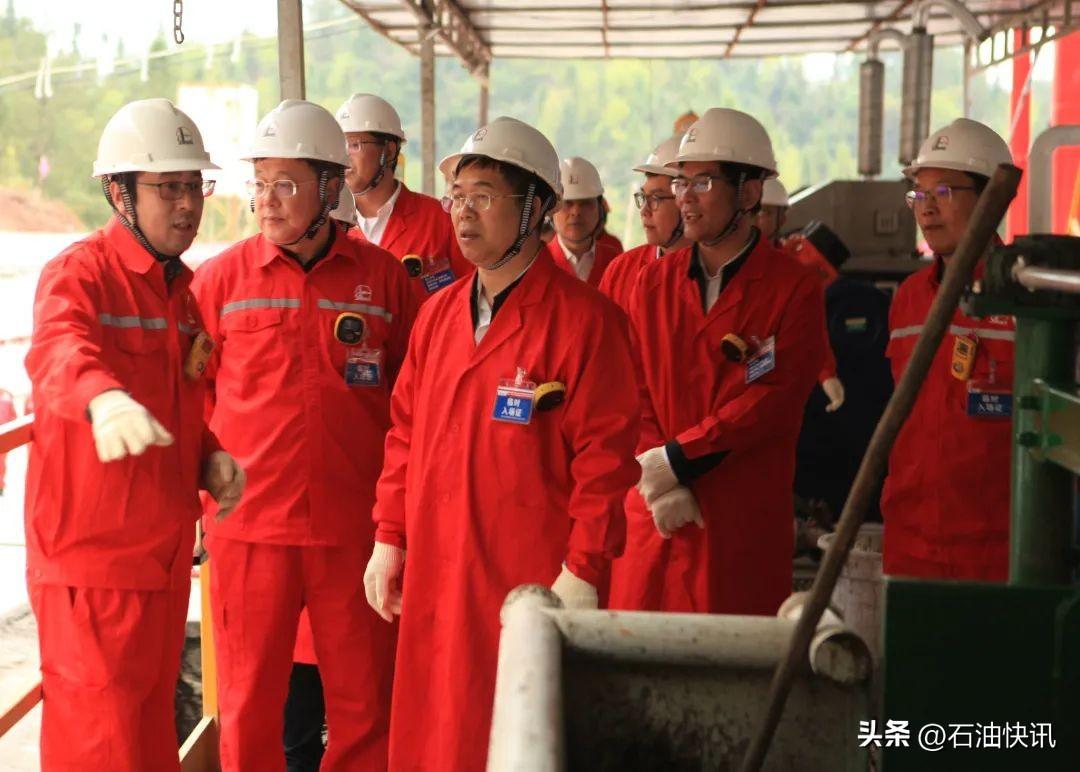【推荐】中石化石油工程公司董事长陈锡坤到红页26HF井和焦页66-检2井调研-中国石化石油工程技术服务公司