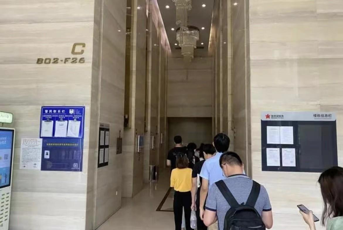 28岁白领180斤，为了变美要抽脂，医生：无需手术就能治好-太胖了抽脂