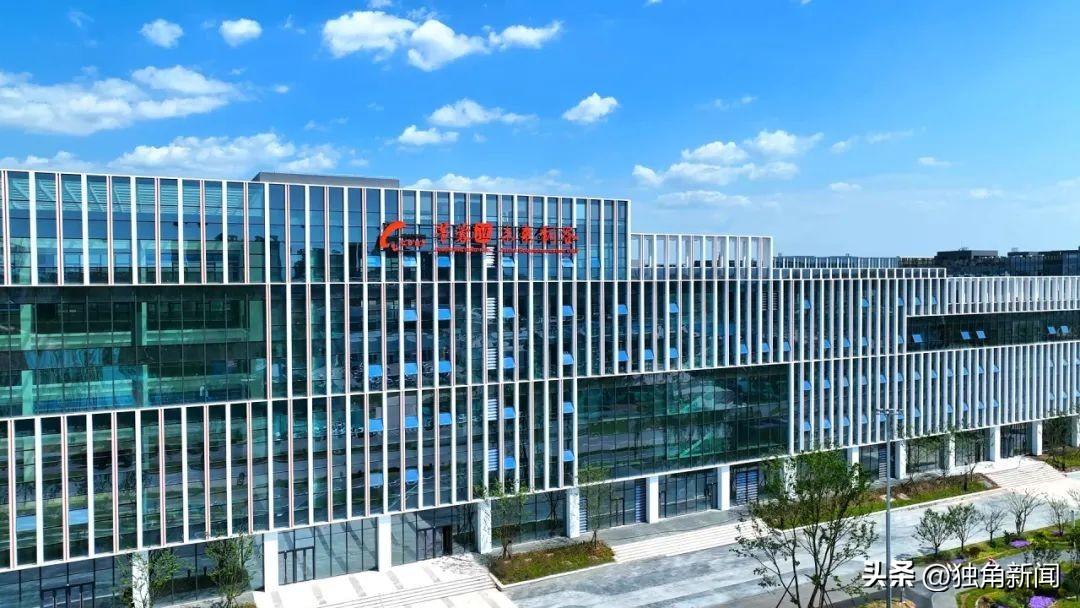 成都高新区：未来科技城首家企业落地签约-成都创新基金